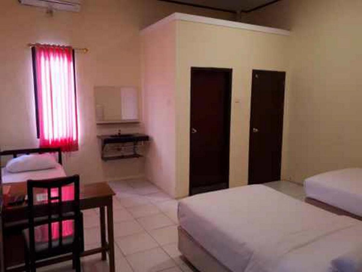 RedDoorz near Dermaga Pelabuhan Rakyat Sorong Bagian luar foto
